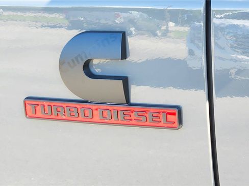Used 2026 RAM 2500 Big Horn AWD/4WD image 4