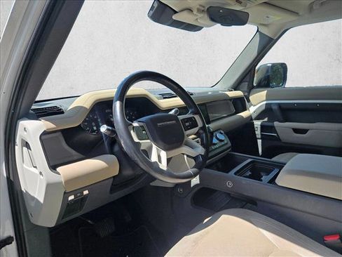 Used 2020 Land Rover Defender 110 S AWD/4WD image 10