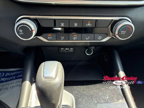 Used 2024 Nissan Altima 2.5 SR FWD image 25