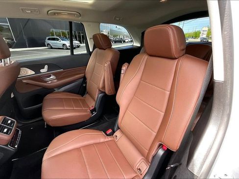 Certified 2024 Mercedes-Benz GLS 450 4MATIC image 18