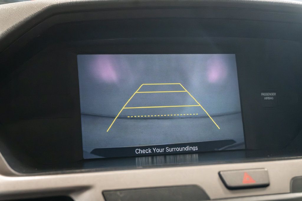 Used 2016 Honda Odyssey SE image 17