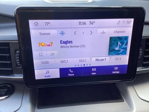 Used 2023 Ford Explorer XLT w/ Equipment Group 202A AWD/4WD image 31