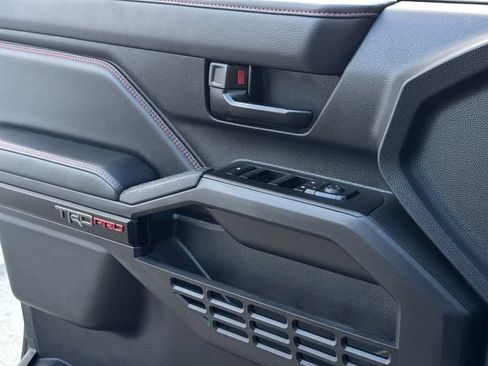 Used 2025 Toyota Tacoma TRD Pro AWD/4WD image 29