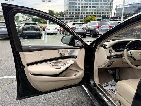 Used 2015 Mercedes-Benz S 63 AMG 4MATIC Sedan image 9