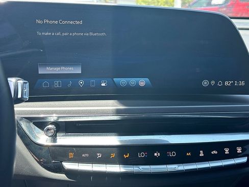 Certified 2024 Cadillac Lyriq Tech w/ Driver Assist Package AWD/4WD image 28