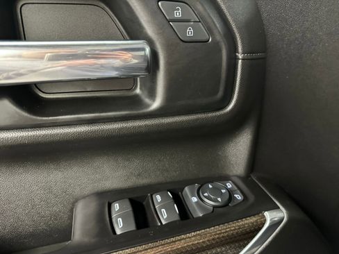 Used 2020 Chevrolet Silverado 1500 LT w/ All-Star Edition image 21