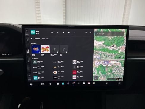 Used 2023 Tesla Model X AWD/4WD image 13