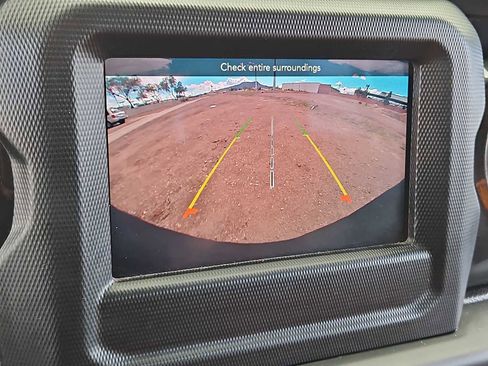 Used 2021 Jeep Wrangler Unlimited Sahara image 29