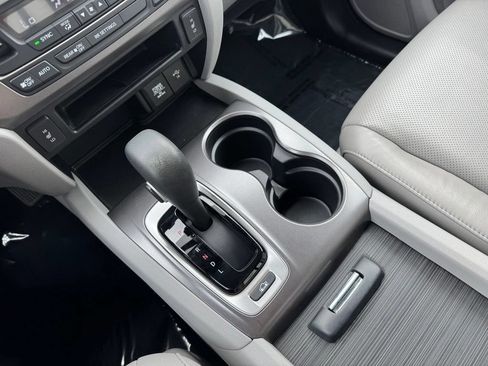 Used 2019 Honda Ridgeline RTL image 15