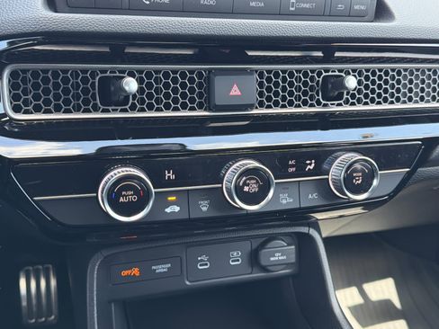 New 2026 Honda Civic Sport image 18