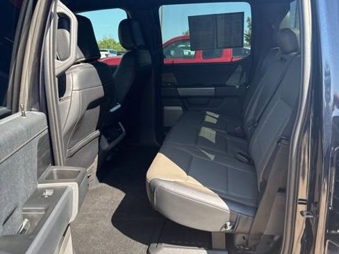 Used 2024 Ford F150 Lariat w/ FX4 Off-Road Package image 15