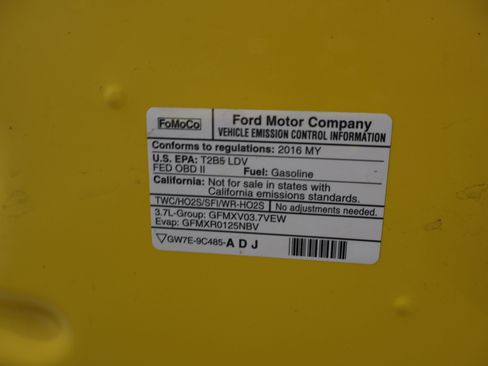 Used 2016 Ford Mustang Convertible w/ Equipment Group 051A RWD image 19