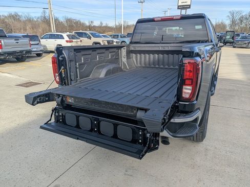 New 2026 GMC Sierra 2500 Pro image 13