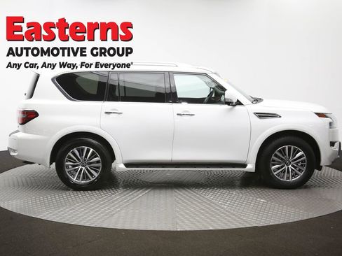 Used 2024 Nissan Armada SL w/ Captain's Chairs Package image 50
