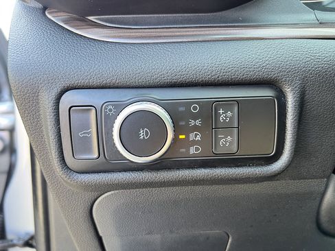 Used 2022 Ford Explorer Limited w/ Limited Technology Package image 21