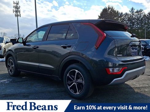 New 2026 Kia Niro LX image 3