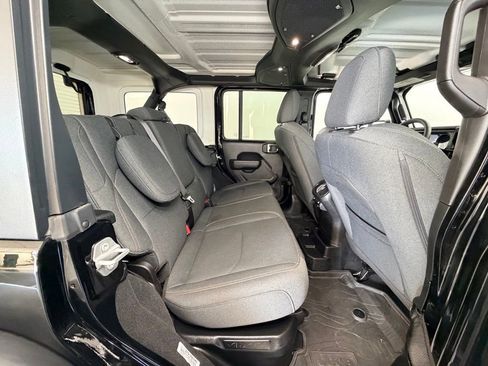 Used 2025 Jeep Wrangler Unlimited Sport S 4xe AWD/4WD image 8