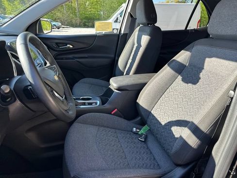 Used 2024 Chevrolet Equinox LT AWD/4WD image 36