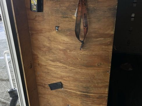 Used 2016 Chevrolet Express 3500 image 18