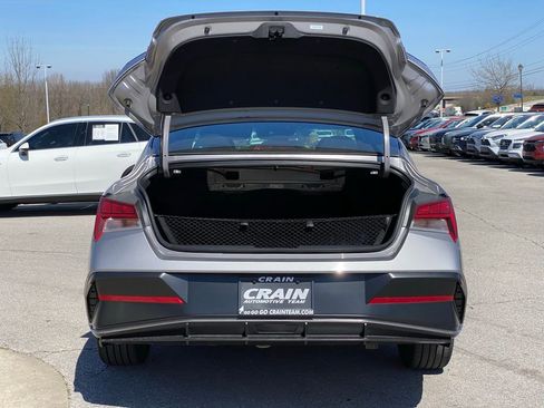 New 2026 Hyundai Elantra SEL Sport Premium FWD image 7