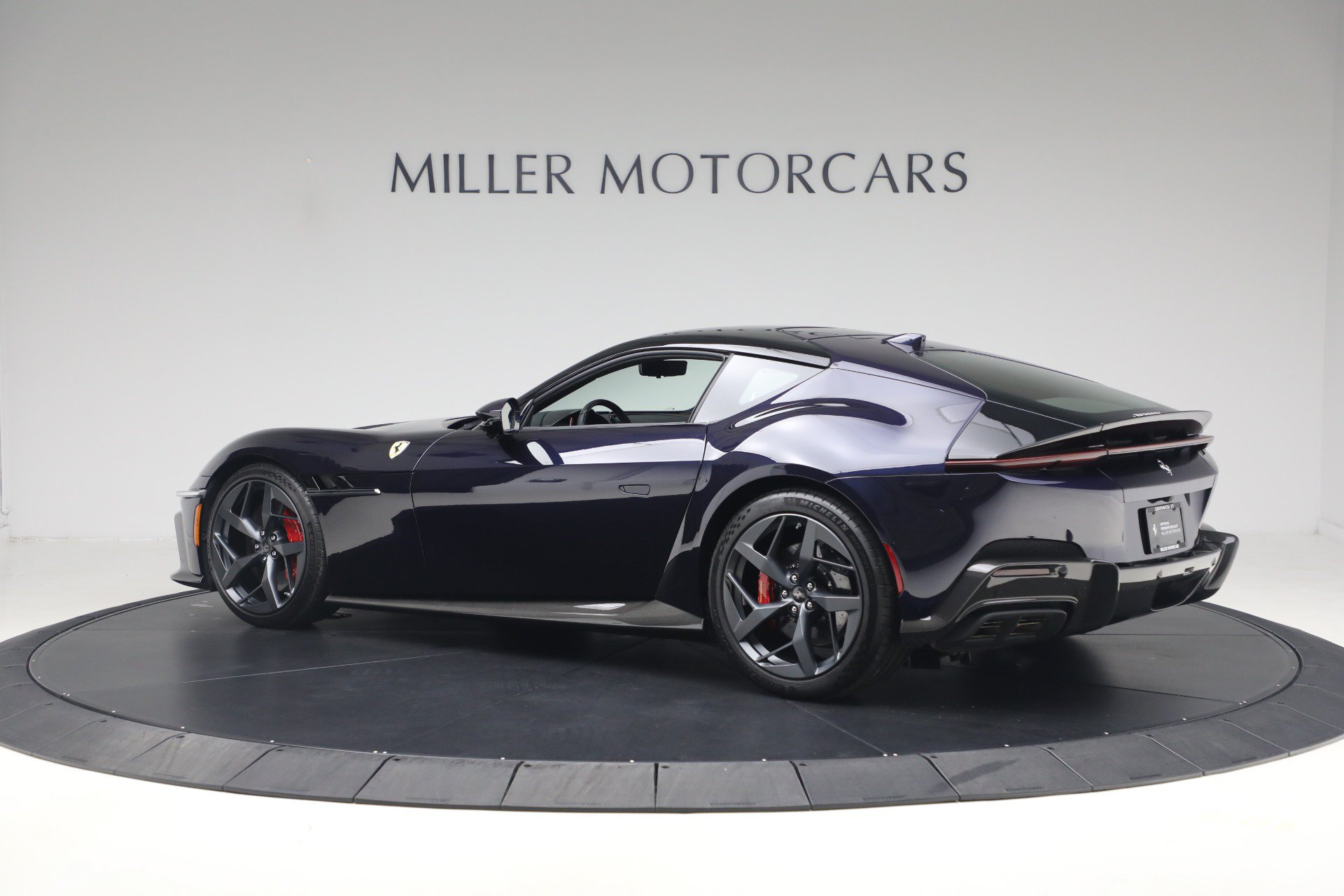 Used 2025 Ferrari 12Cilindri RWD image 4