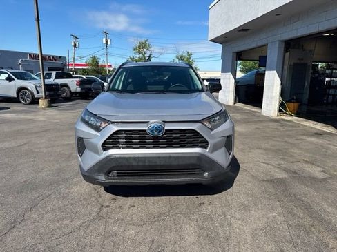 Used 2022 Toyota RAV4 LE AWD/4WD image 7