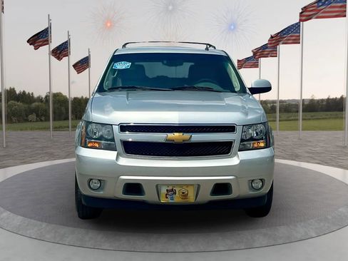 Used 2014 Chevrolet Tahoe LT w/ Luxury Package image 4
