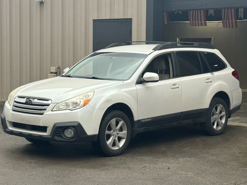 Used 2013 Subaru Outback 2.5i Premium image 4