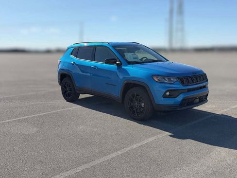 New 2026 Jeep Compass Latitude image 16