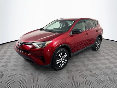 Used 2018 Toyota RAV4 LE w/ All Weather Liner Package FWD image 3