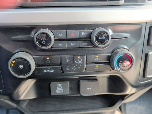 Used 2025 Ford F250 XL w/ STX Appearance Package AWD/4WD image 16