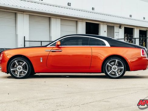 Used 2015 Rolls-Royce Wraith RWD image 13