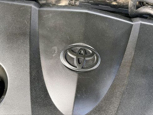 Used 2019 Toyota Camry SE image 29