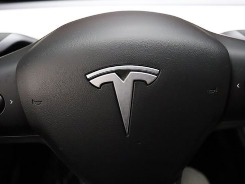 Used 2022 Tesla Model 3 image 49