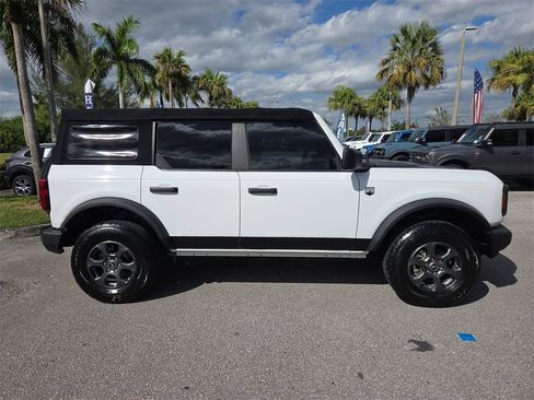 Used 2021 Ford Bronco Big Bend image 4