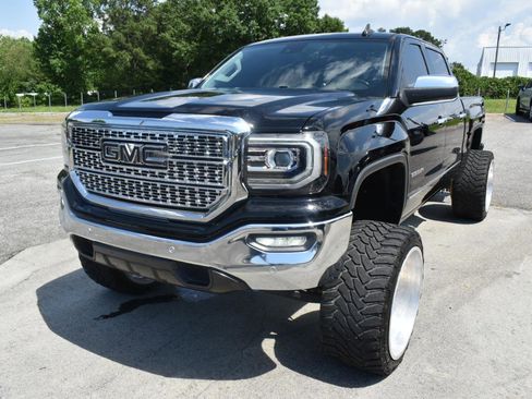 Used 2018 GMC Sierra 1500 SLT w/ Enhanced Driver Alert Package RWD image 2