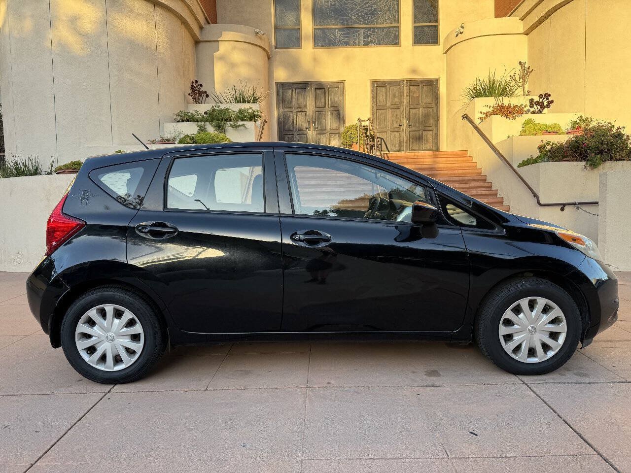 Used 2015 Nissan Versa Note S Plus FWD image 6