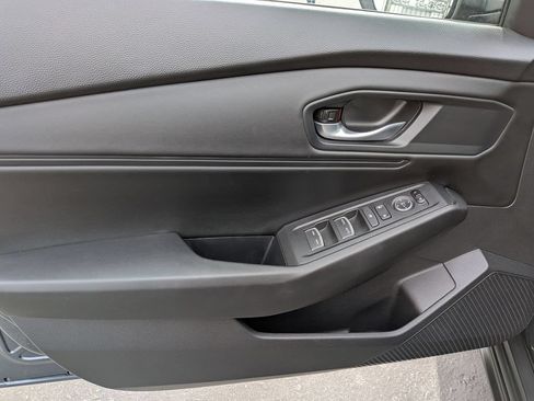 Used 2025 Honda Accord SE image 11