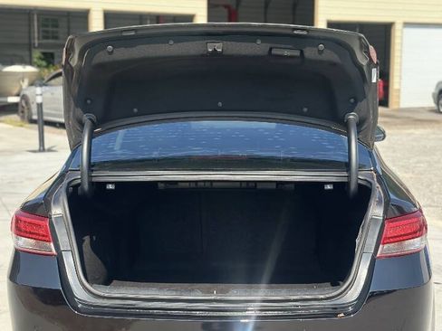 Used 2018 Kia Optima S FWD image 6