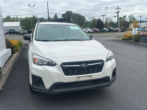Used 2018 Subaru Crosstrek 2.0i AWD/4WD image 6