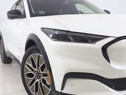 Used 2024 Ford Mustang Mach-E Premium image 18