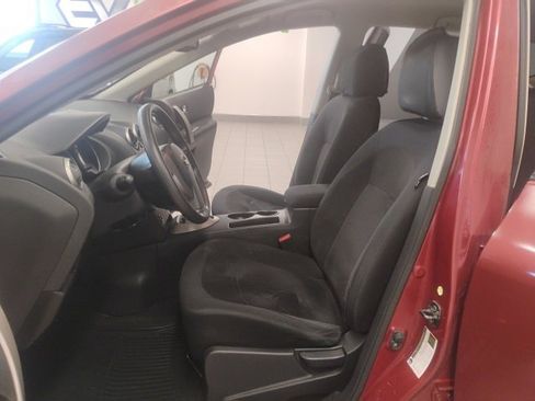 Used 2010 Nissan Rogue S w/ 360 Degree Value Pkg image 19