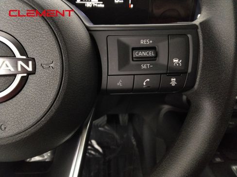 Used 2026 Nissan Kicks SV FWD image 13
