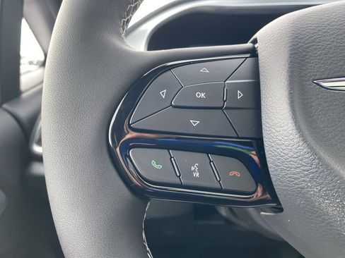 New 2026 Chrysler Pacifica Limited w/ S Appearance Package image 30