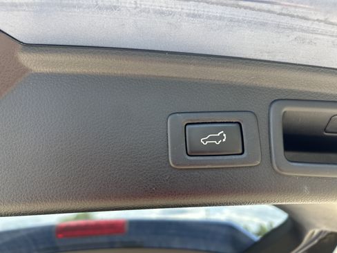 Used 2014 Subaru Forester 2.5i Limited w/ Protection Package #2 AWD/4WD image 47