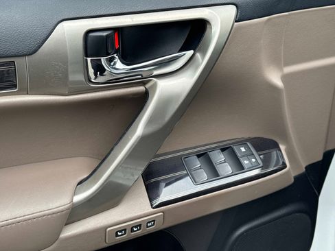 Used 2021 Lexus GX 460 Premium image 19