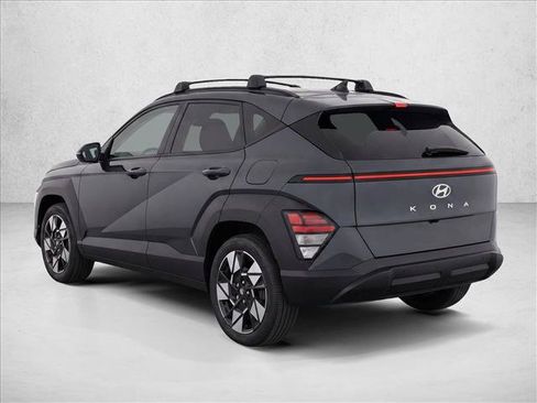 Used 2024 Hyundai Kona SEL FWD image 5