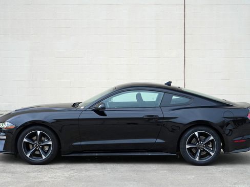Used 2020 Ford Mustang Coupe RWD image 36