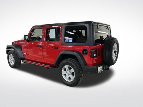 Used 2019 Jeep Wrangler Unlimited Sport S image 3