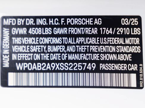 Certified 2025 Porsche 911 Carrera GTS RWD image 35